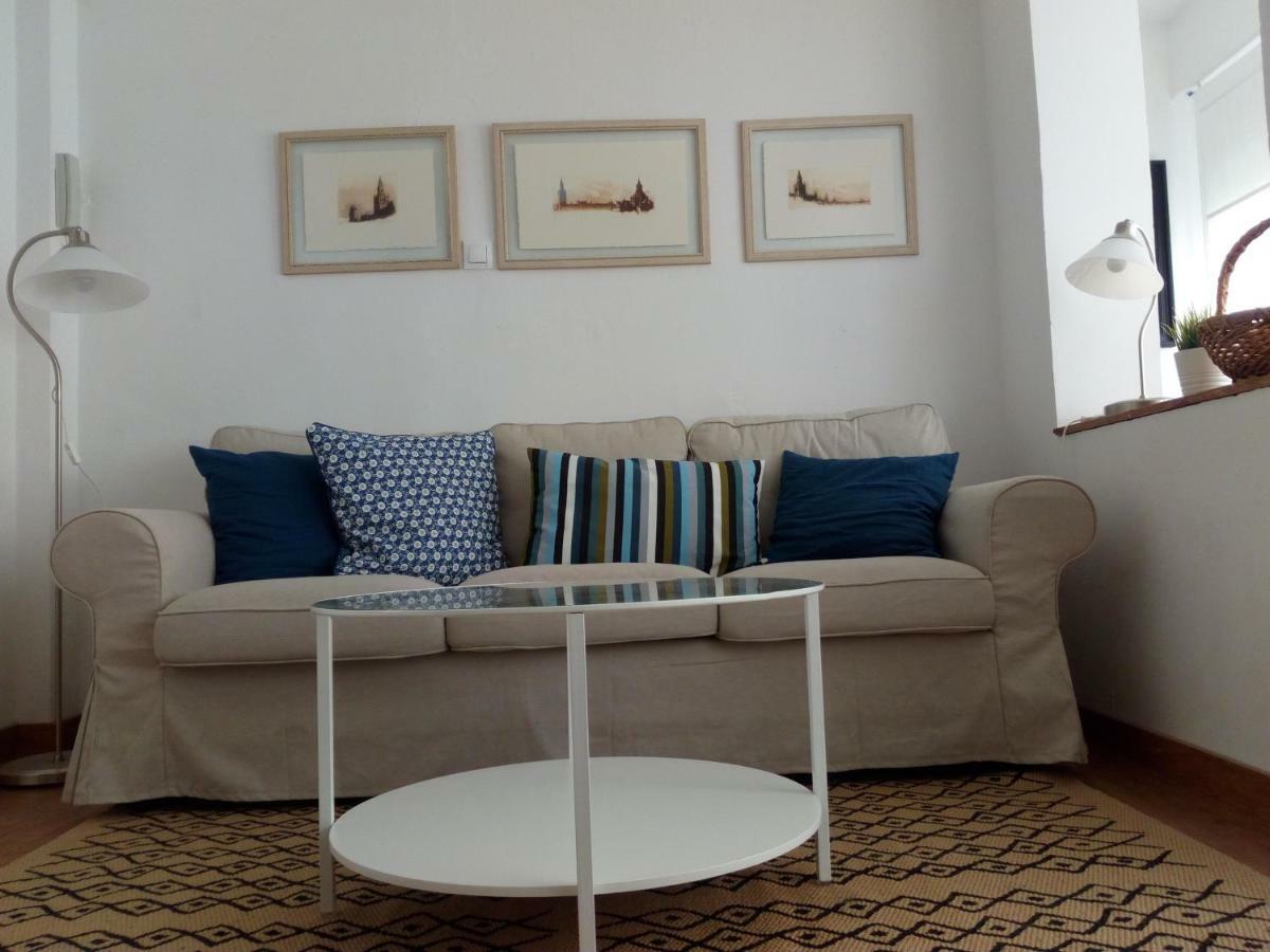Apartment Triana To Sevilla Exteriör bild